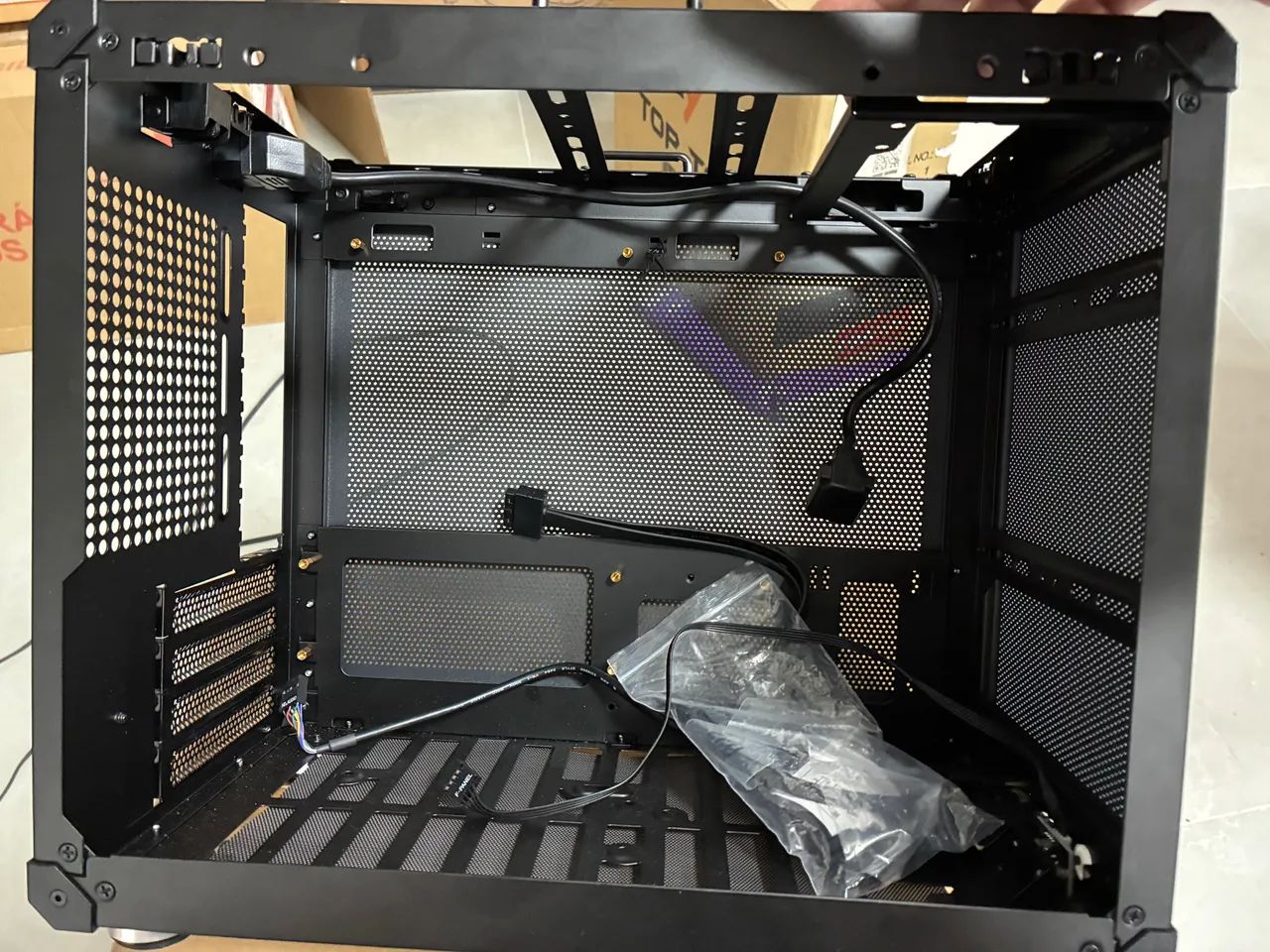 gabinete jonsbo c6max preto - Foto 3