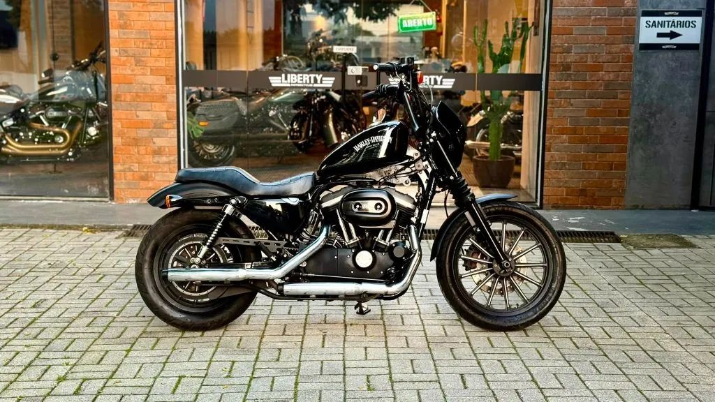 XL 883N IRON