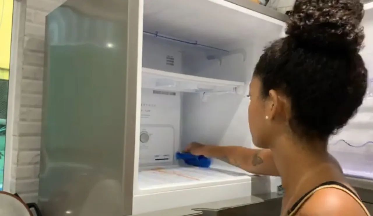 Ofereço limpeza comercial profissional  - Foto 2