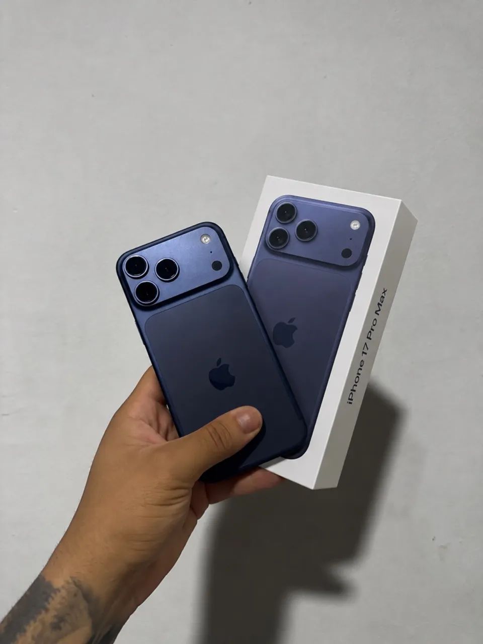 iPhone 17 pro max 256 azul 