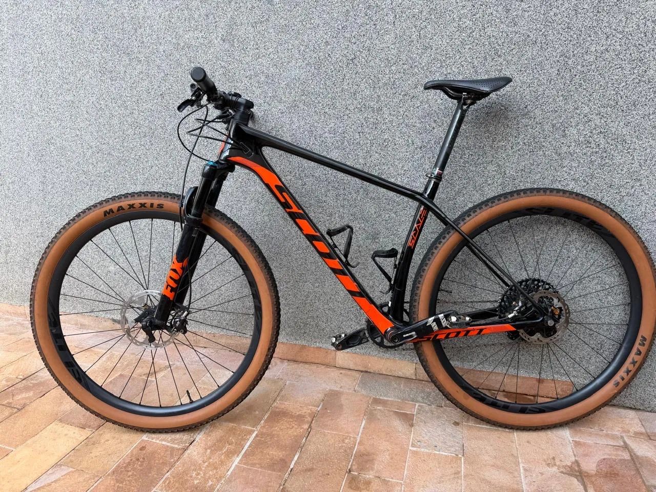 scott scale 30 carbon マウンテンバイク スコット fox Scott Scale Carbon Fox SRAM 12v c/ Rodas Carbono - R$ 13.000