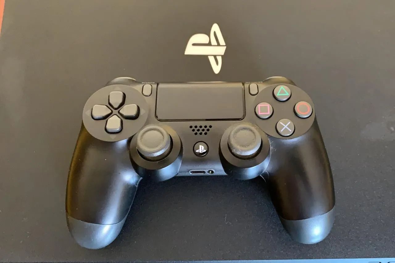 PS4 PRO - Foto 3