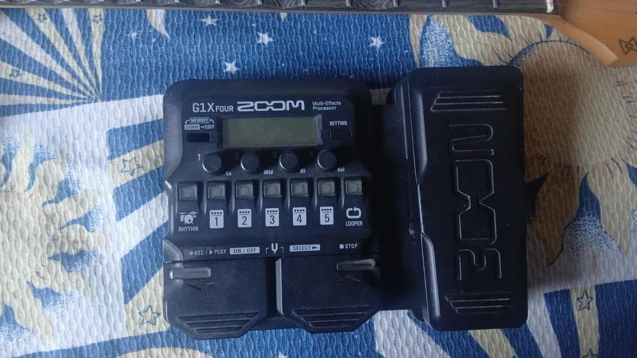 Pedaleira zoom g1