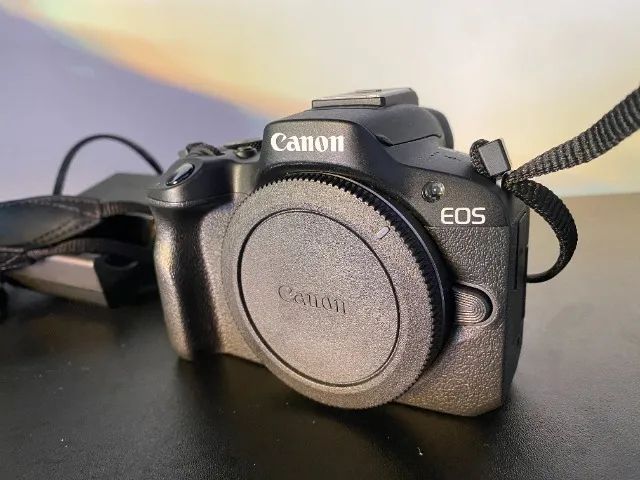 Canon EOS R50 - Ótimo Estado - Menos de 1.000 Cliques - Foto 4