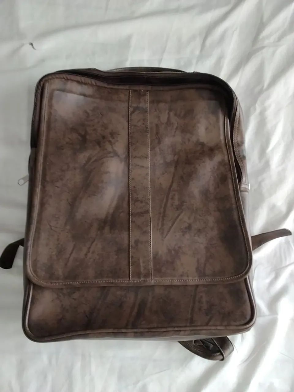 Mochila couro legítimo unissex 