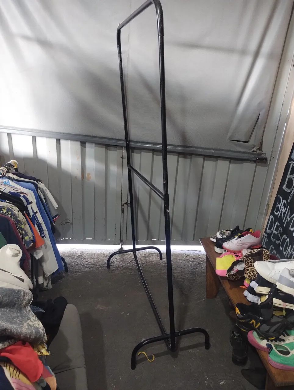 Arara para roupas - Foto 2