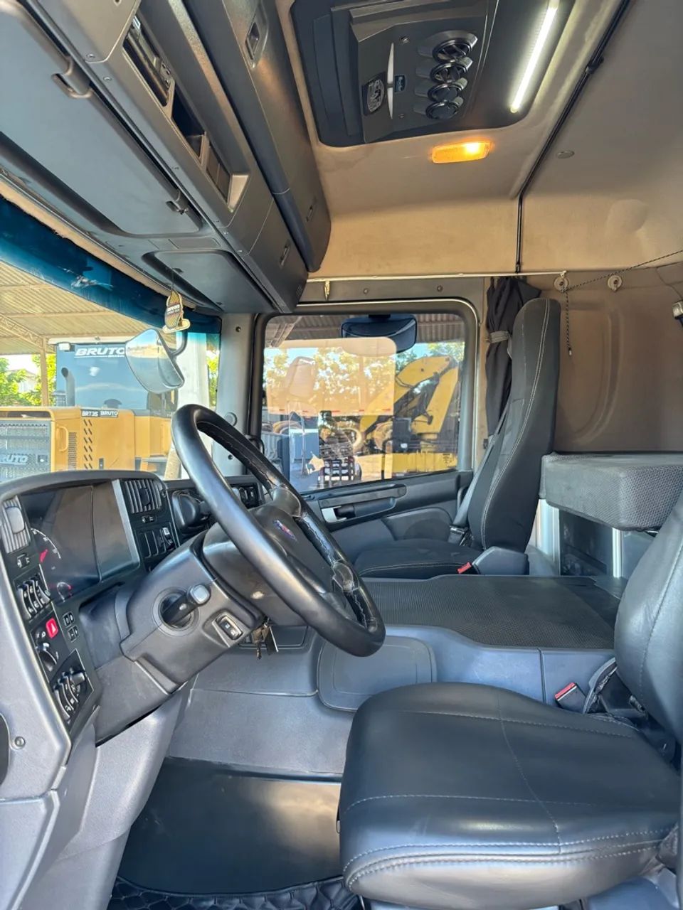 Scania P360 - Foto 5