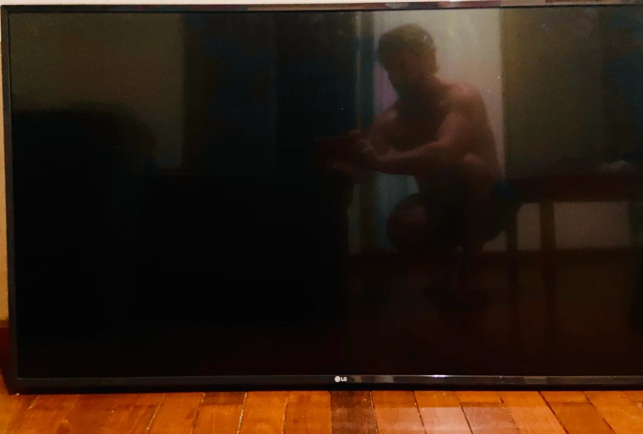 SMART TV LG 49 POLEGADAS  PARA USO DE PEÇAS 