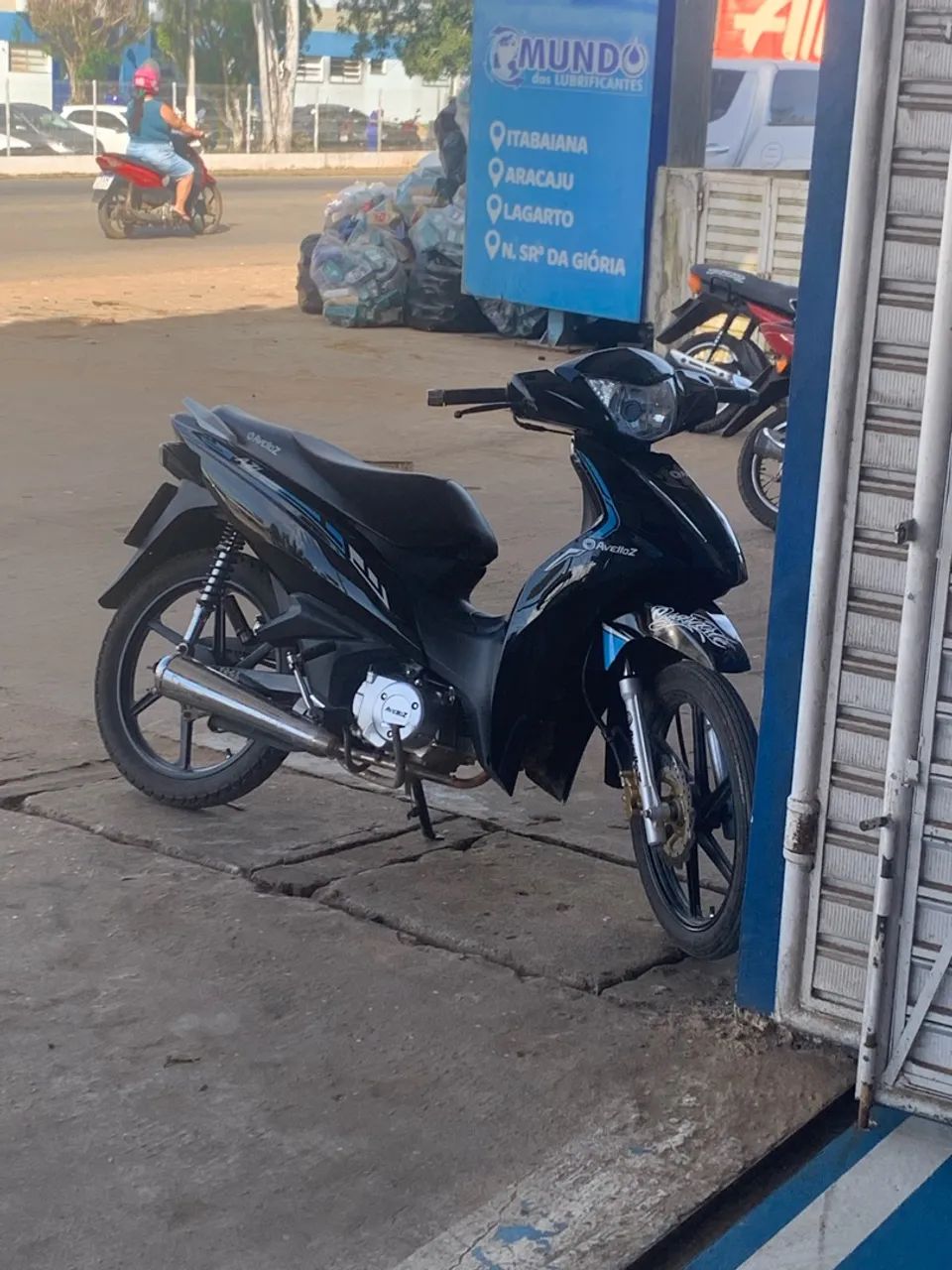 Vende-se az1 fn 