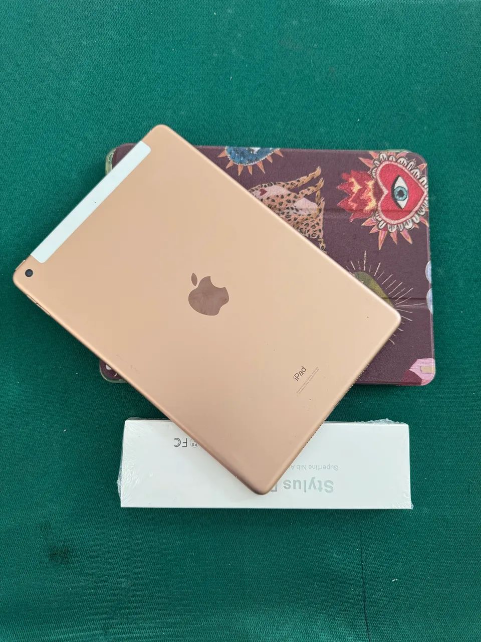iPad 8 LTE - Cellular e Wi-Fi 