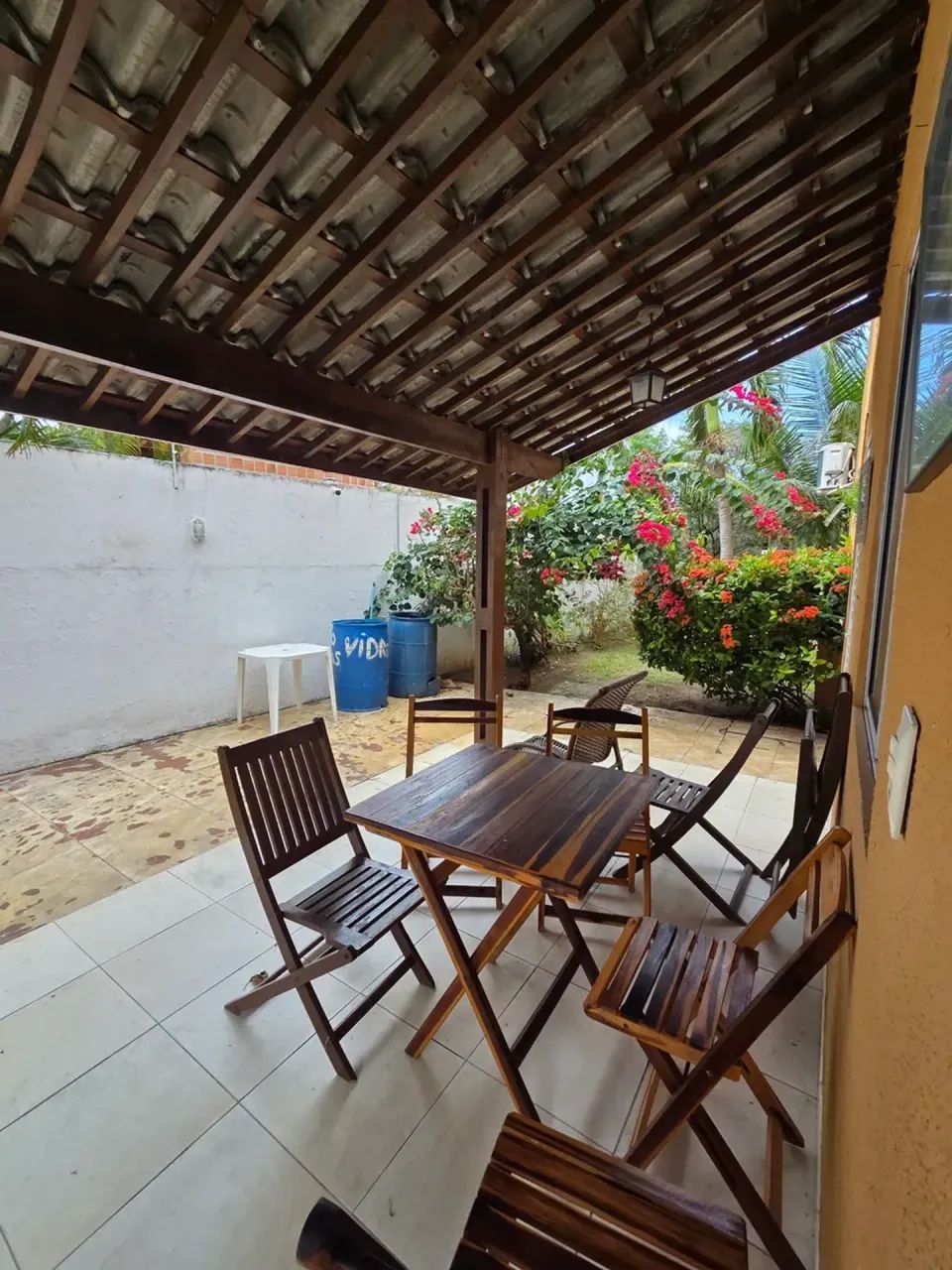 Farol de Itapuã - Quarto e sala a uma quadra da praia - Foto 5