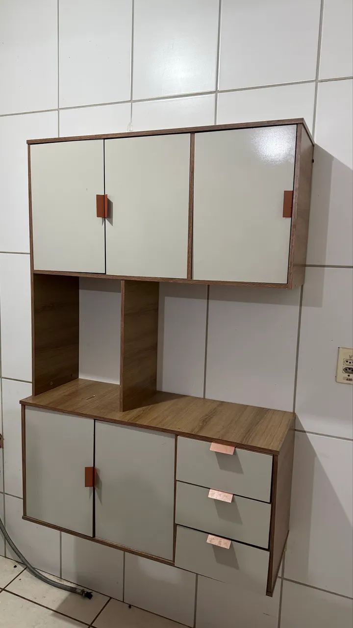 Armário Para Cozinha de Madeira