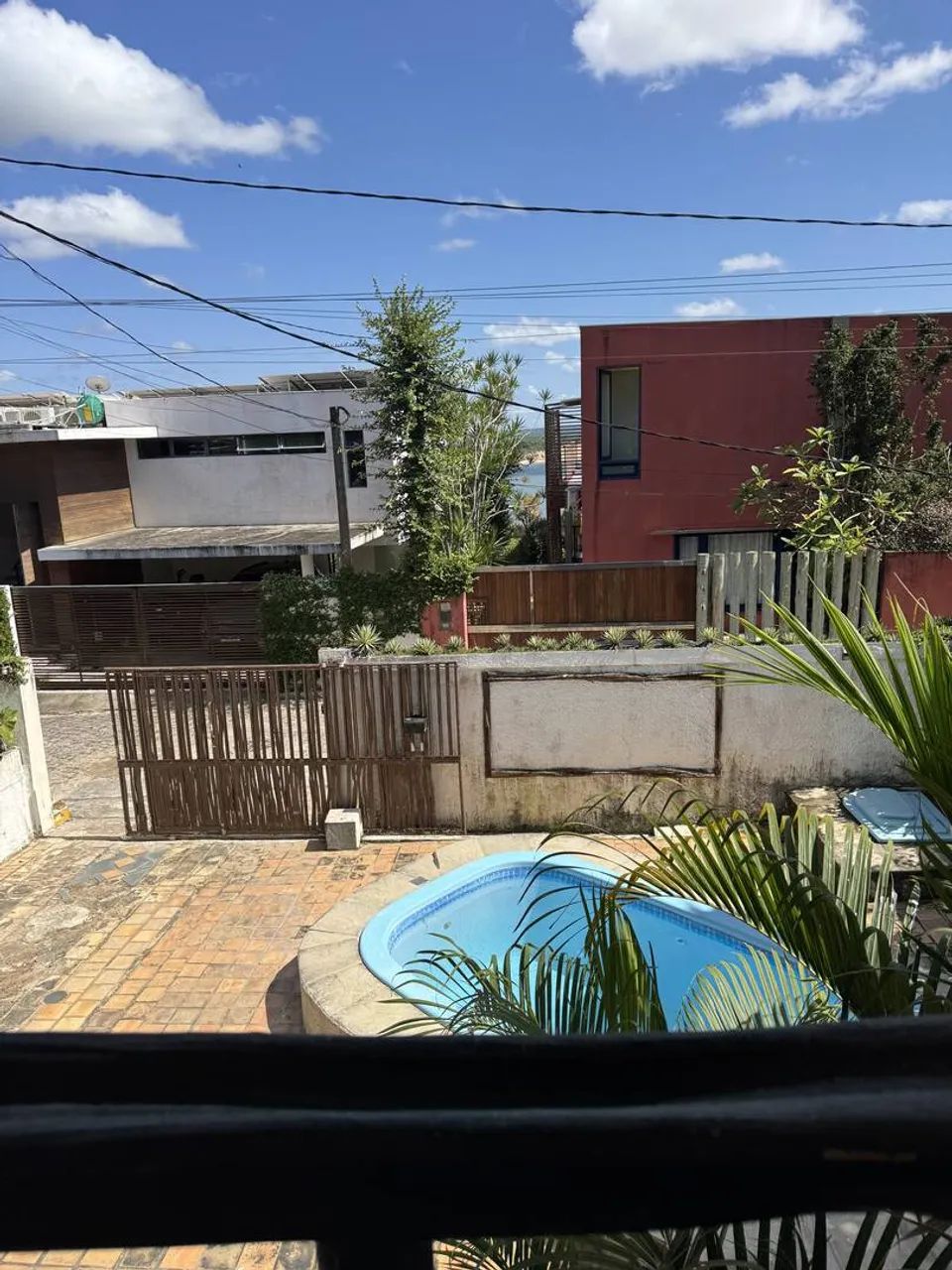 Chalé duplex com 3 quartos e vista a lagoa Guarairas, em rua sem saida - Foto 3