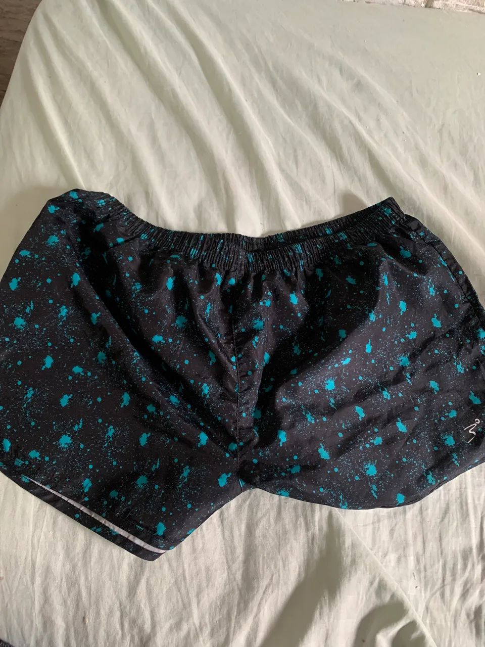 Shorts Feminino Nylon tamanho P