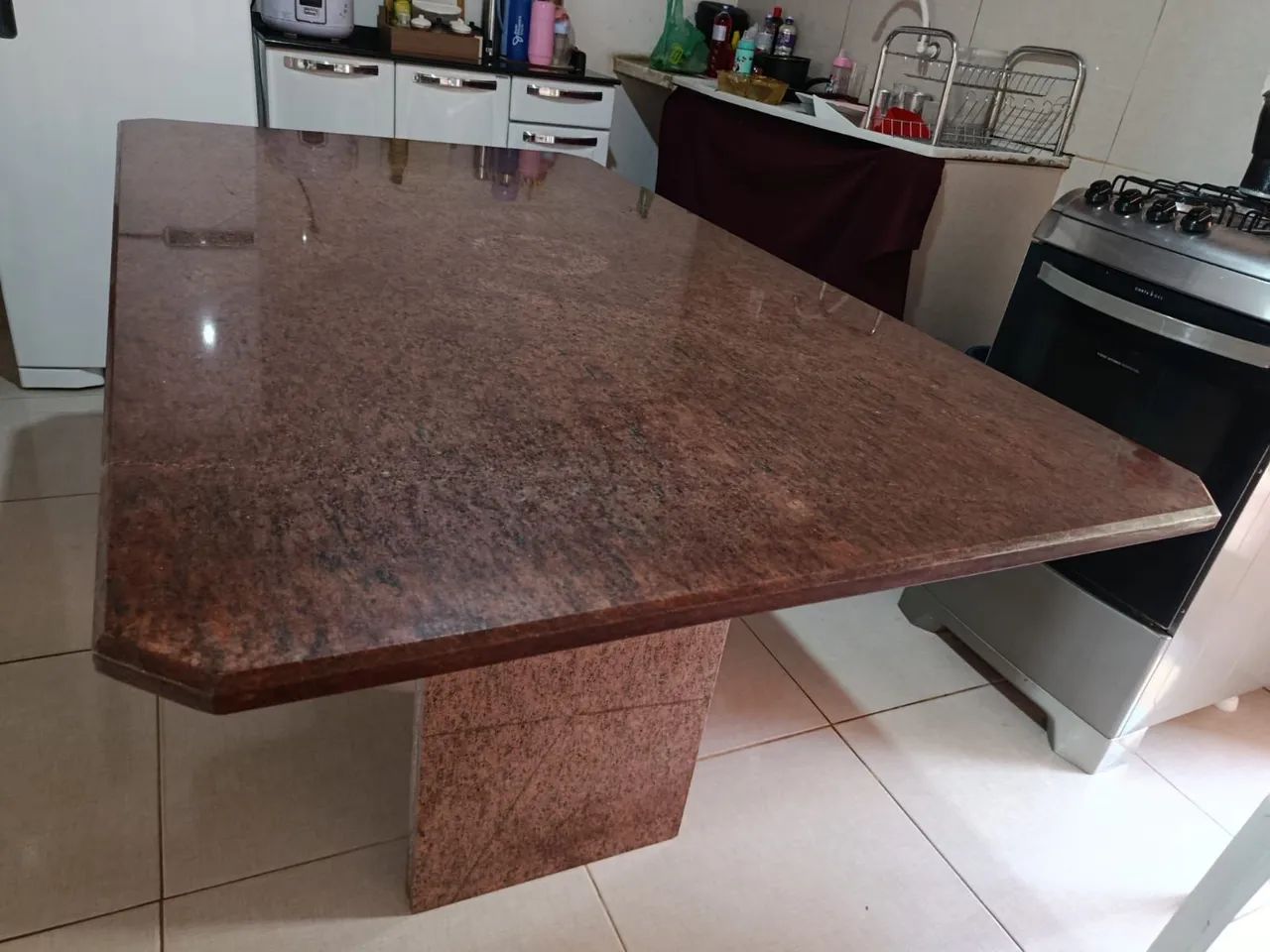 Mesa toda em granito.  - Foto 5