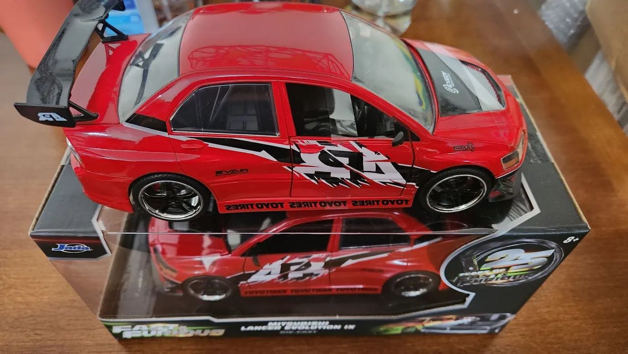 Miniatura Velozes e Furiosos Lancer Evolution 1:24. - Foto 2