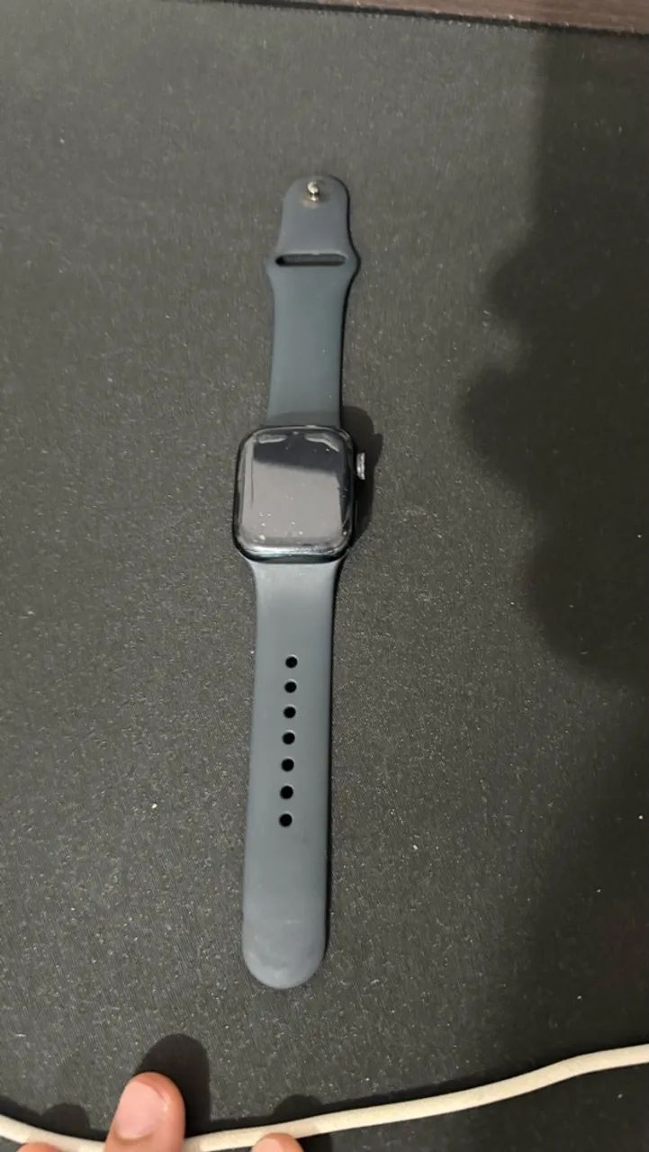 Apple Watch Series 7 GPS com pulseira e carregador - Foto 3