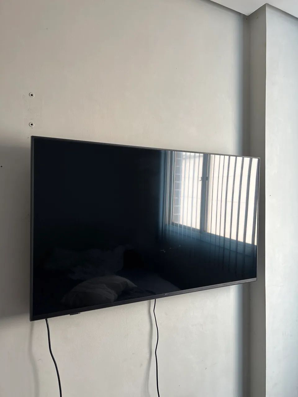 TV LG 43 4k pouco usada MUITO BARATA