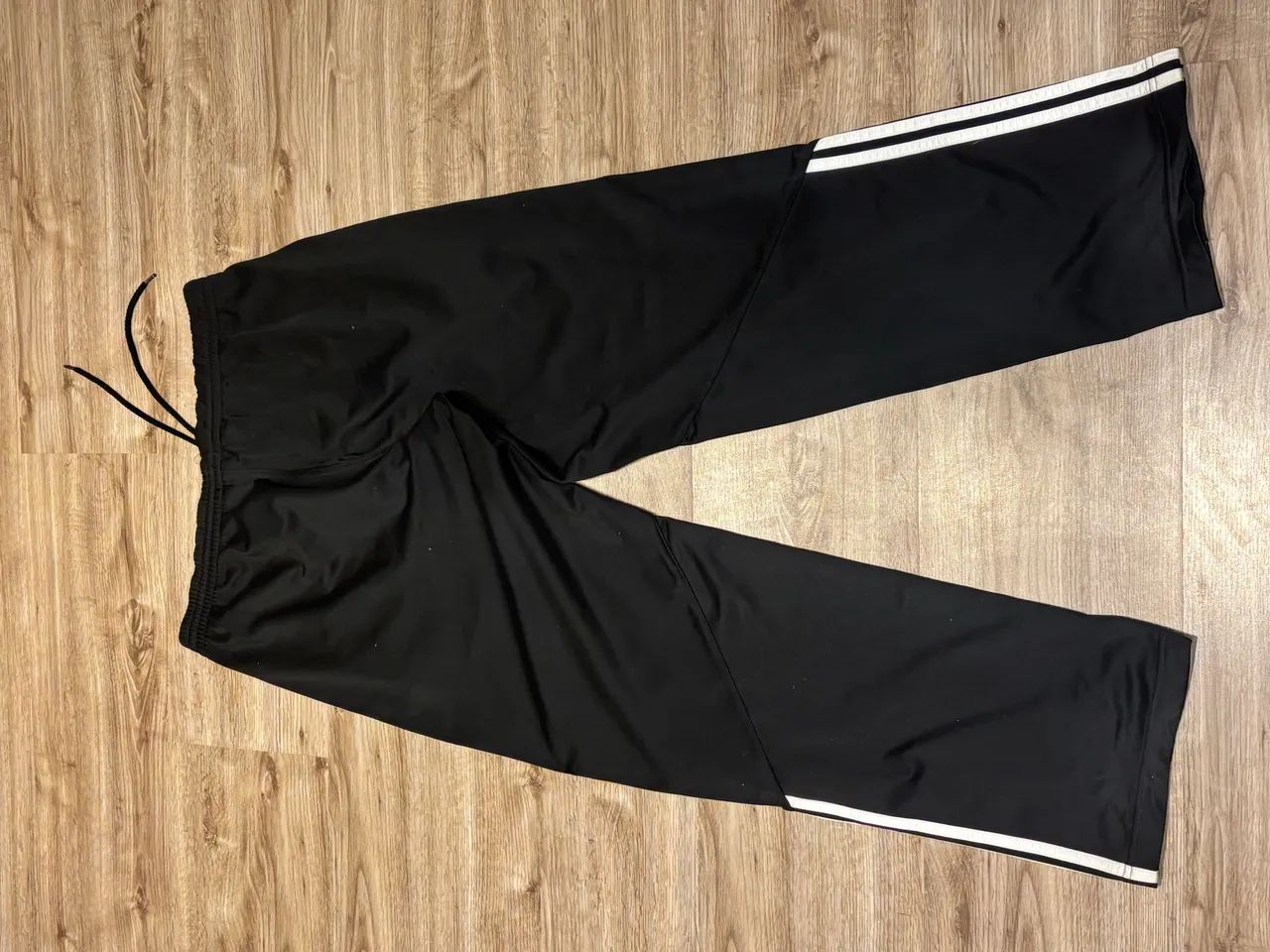 Calça Adidas Moletom OG flare - Foto 2