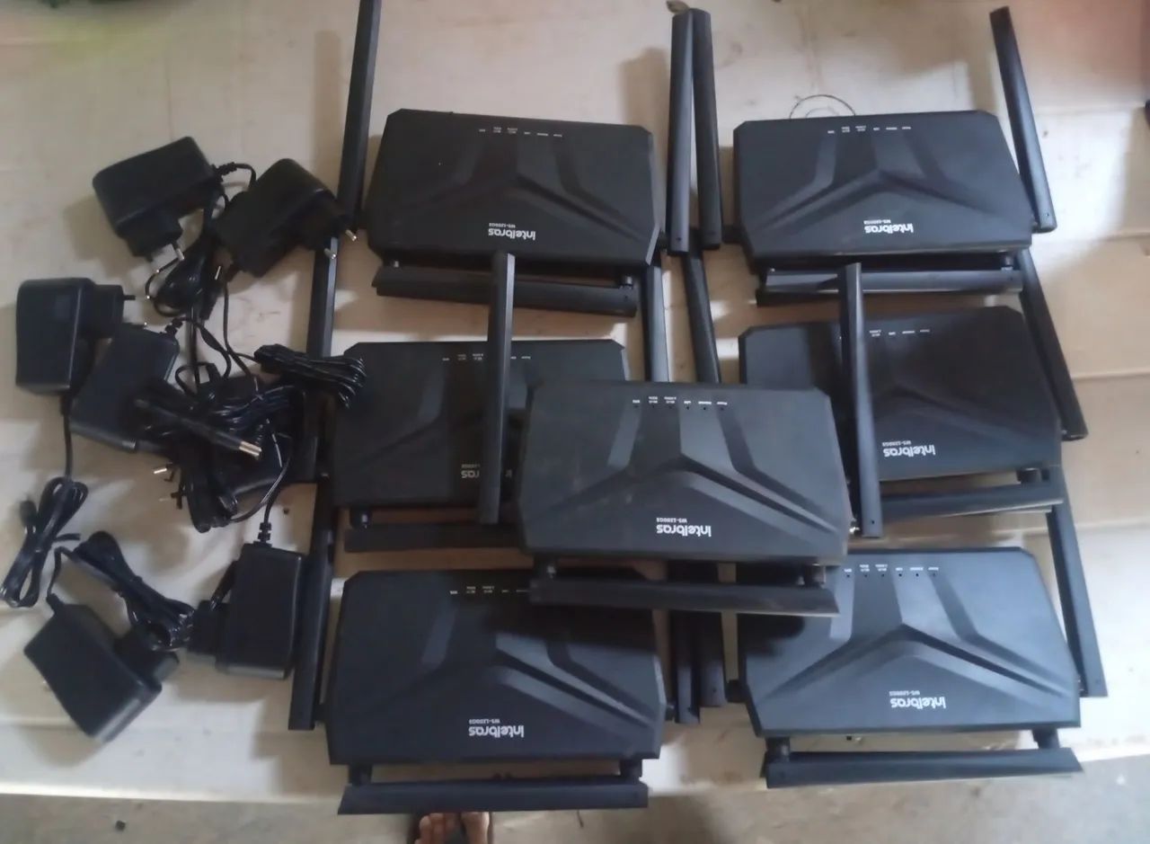 ROTEADOR W5 1200 INTELBRAS