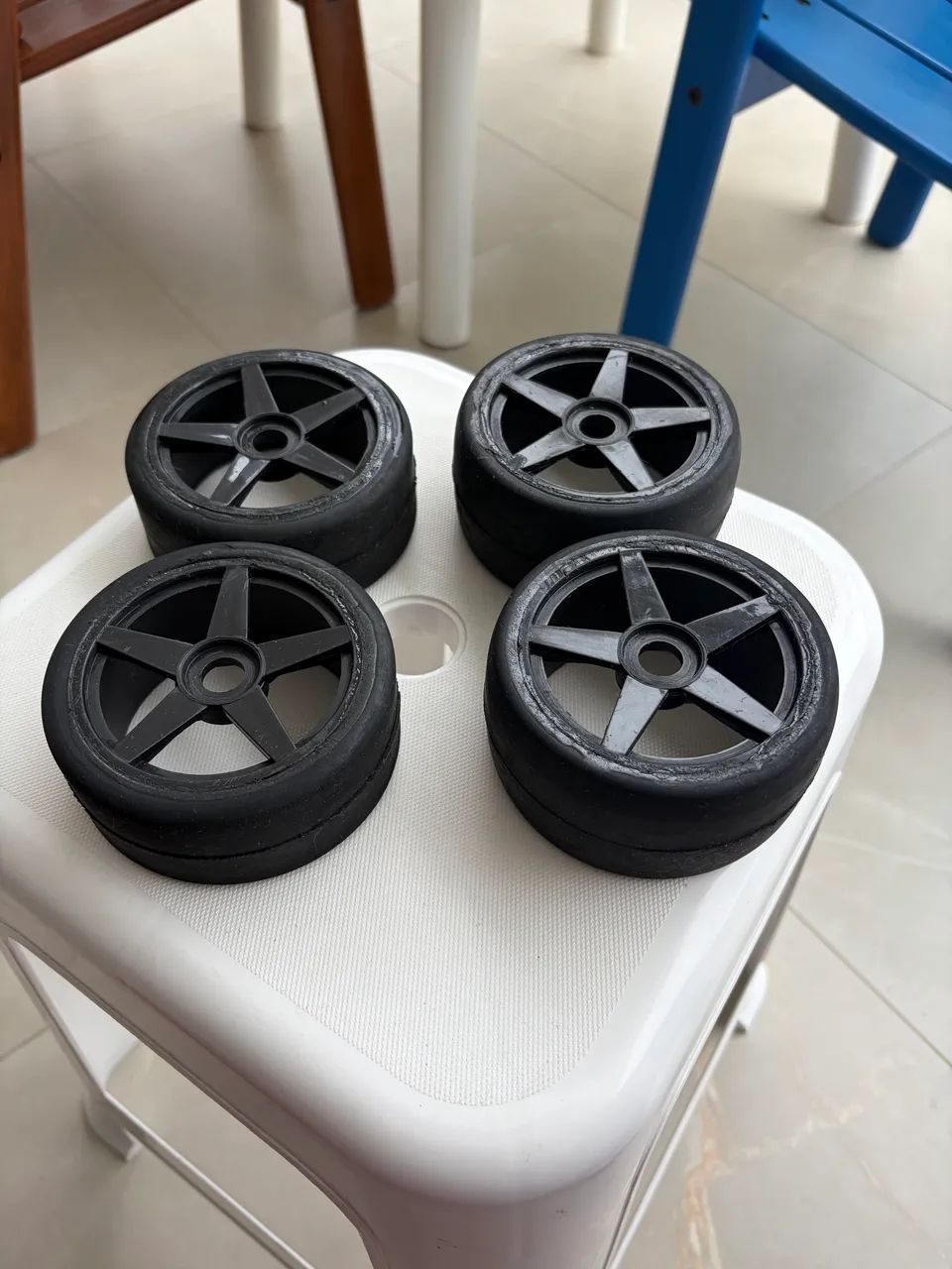 Rodas 17mm automodelo pneu slick - Foto 4
