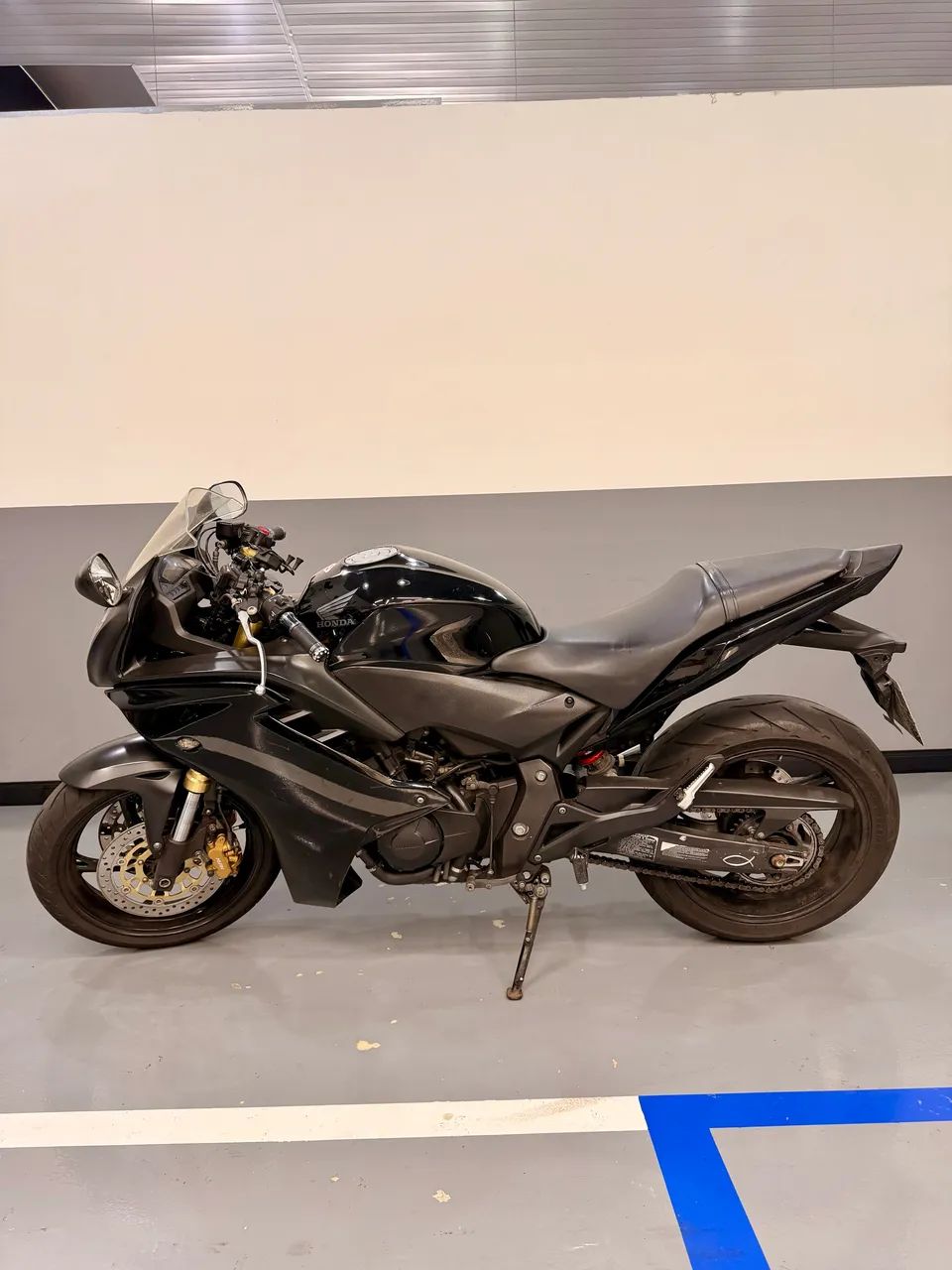 CBR 600F ABS  - Foto 4