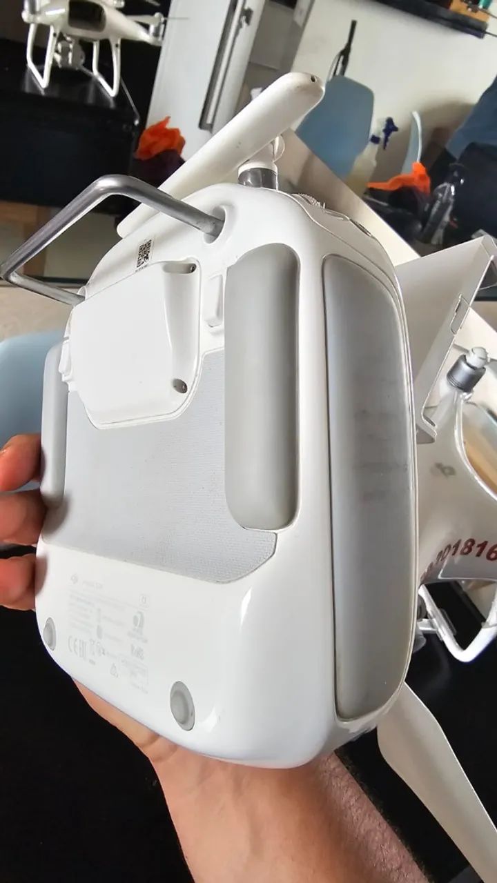 Drone DJI Phanton 4 Pro - Muito conservado - Pronto para voar - Foto 4