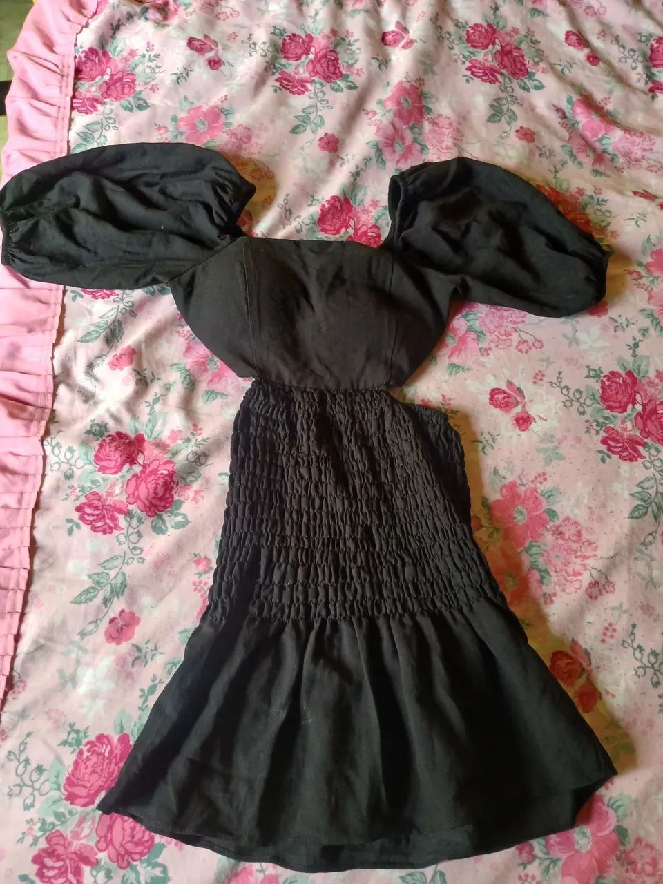 Vendo vestido usado uma vez
