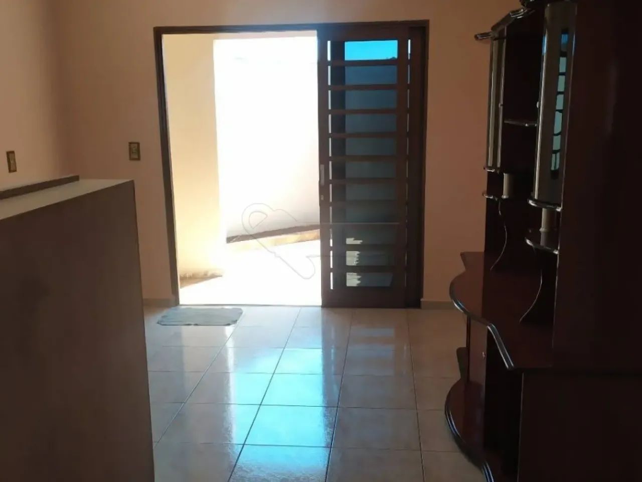 Casa residencial com 03 quartos, sendo 01 suíte e com Salão comercial em Iracemápolis/SP - Foto 4