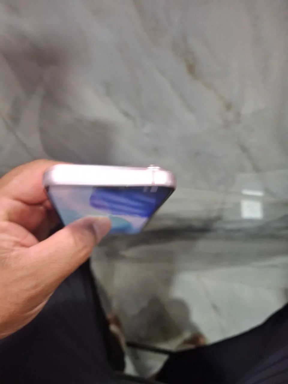 Vendo iphone 15 128gb com 78% de bateria ?  - Foto 5