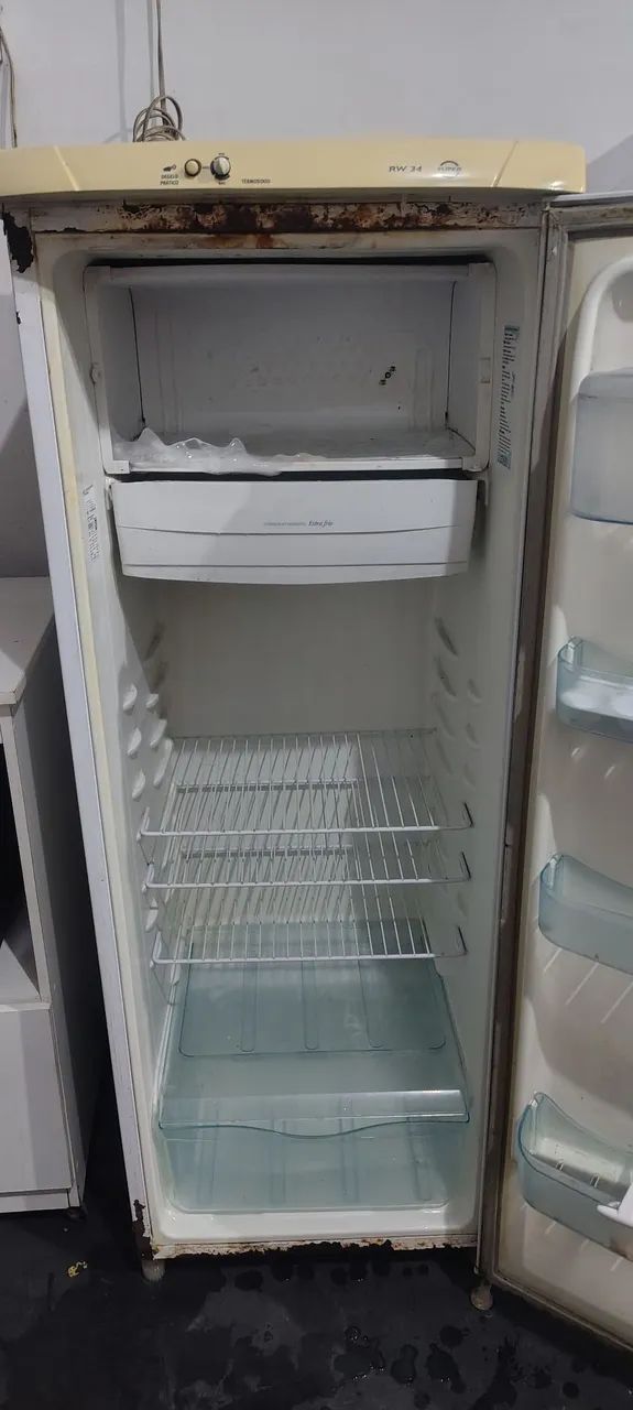 Geladeira Eletrolux (Entrego Grátis) - Foto 4