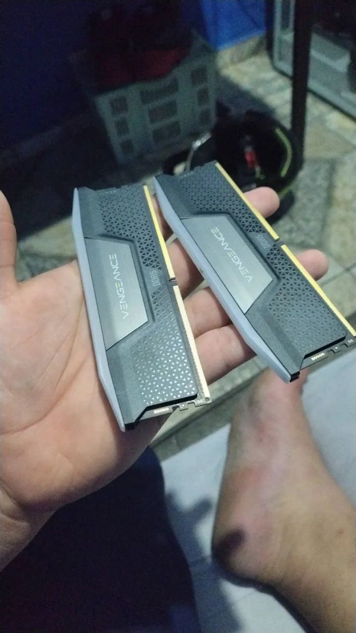 Memória DDR5 Corsair RGB 6000Mhz CL36 2x16(32GB)