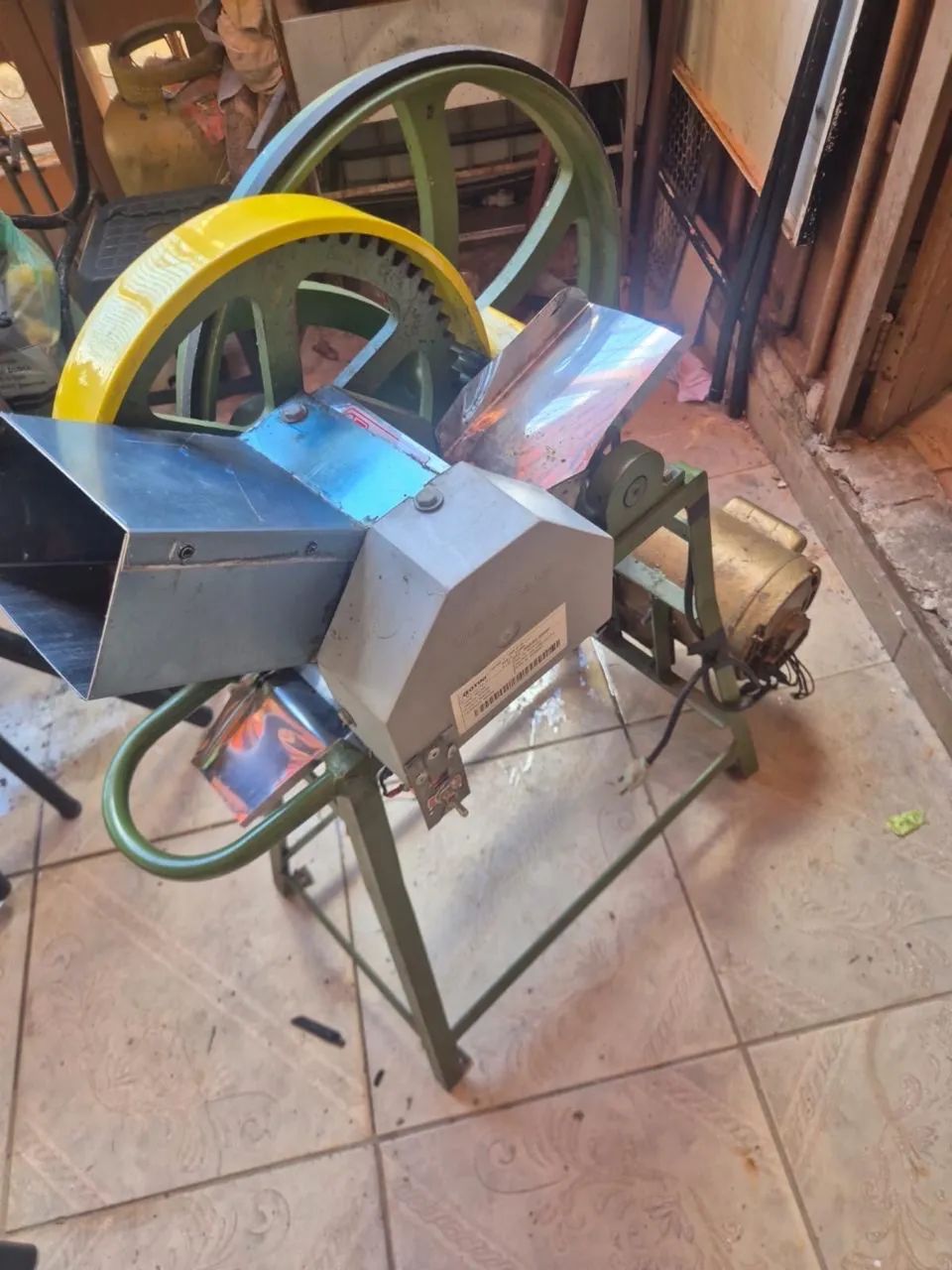 Máquina de Moer Cana Elétrica e Manual  - Foto 3