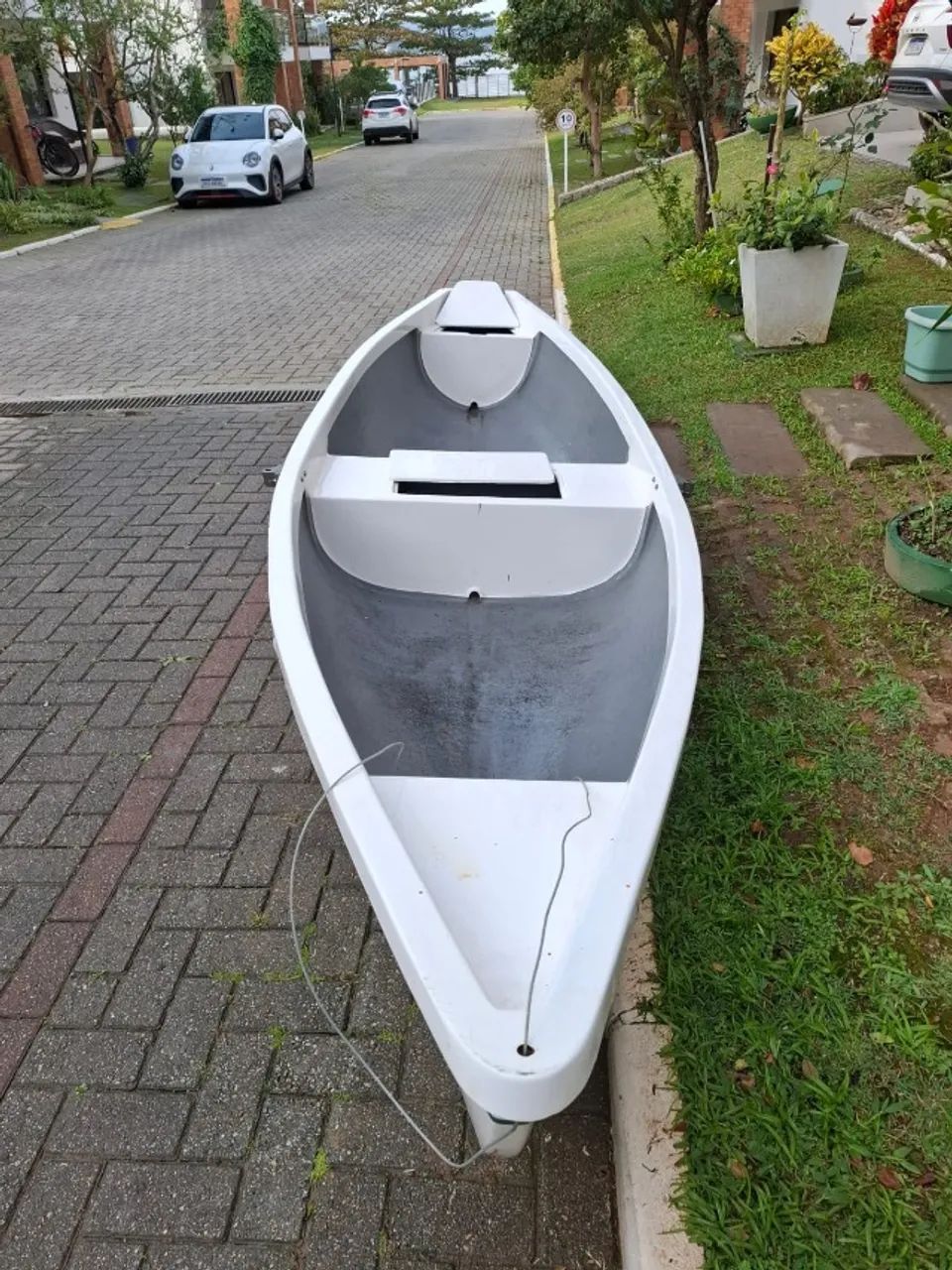 Barco de fibra para pesca com carretão inox - Foto 2