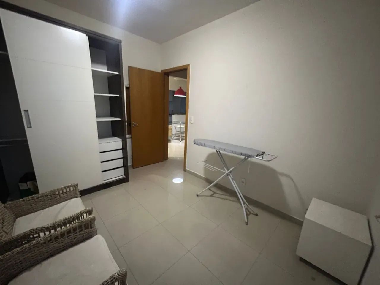 EDIFICIO RESIDENCIAL MARIANA ( SEMI MOBILIADO )