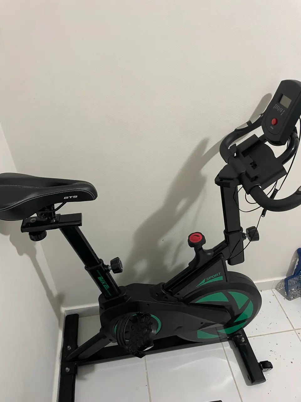 Bicicleta ergométrica quase nova
