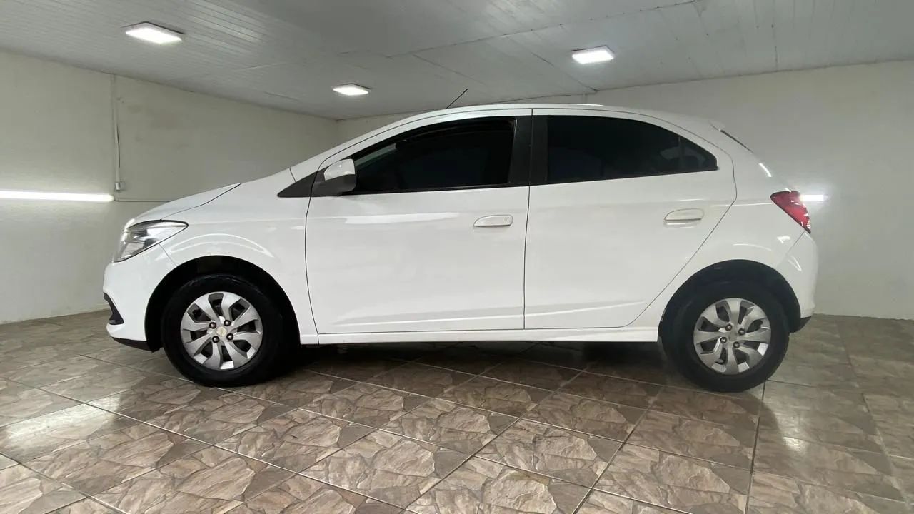 Chevrolet Onix 2016