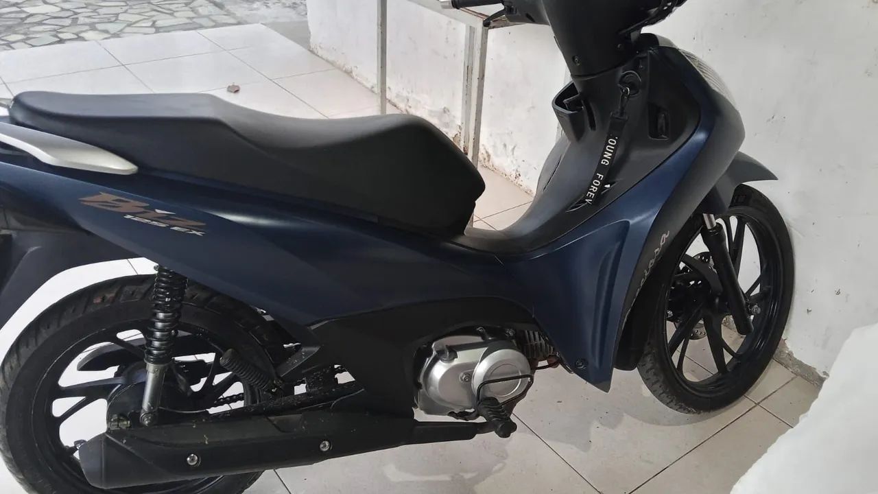 Moto com procedência 