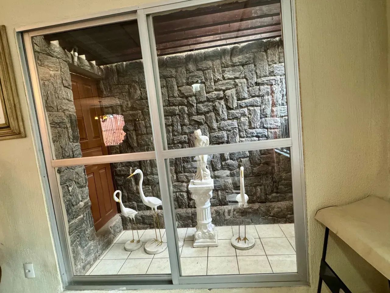 Casa no Cohaserma com 02 quartos sendo 01 Suíte