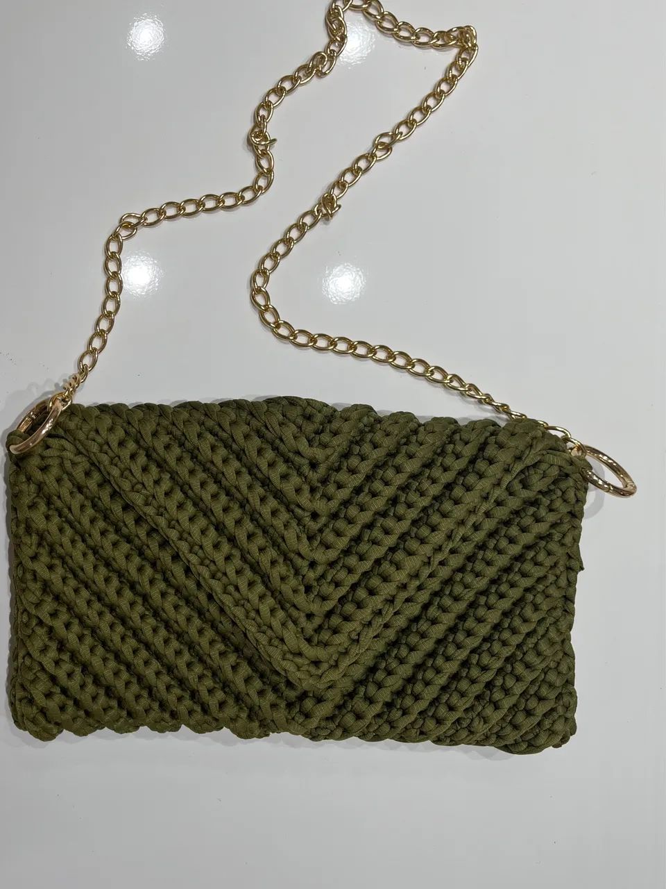 Bolsa de crochê com fio de malha verde - Foto 3
