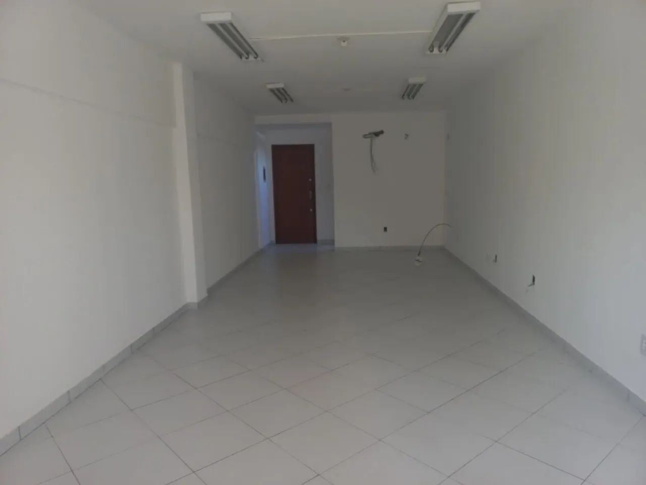 Sala comercial em Cavaleiros, Macaé/RJ - Foto 2