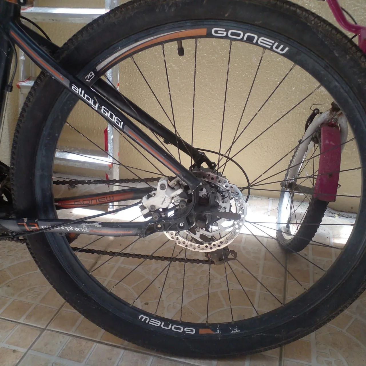 Vendo Mountain Bike semi nova - Foto 2