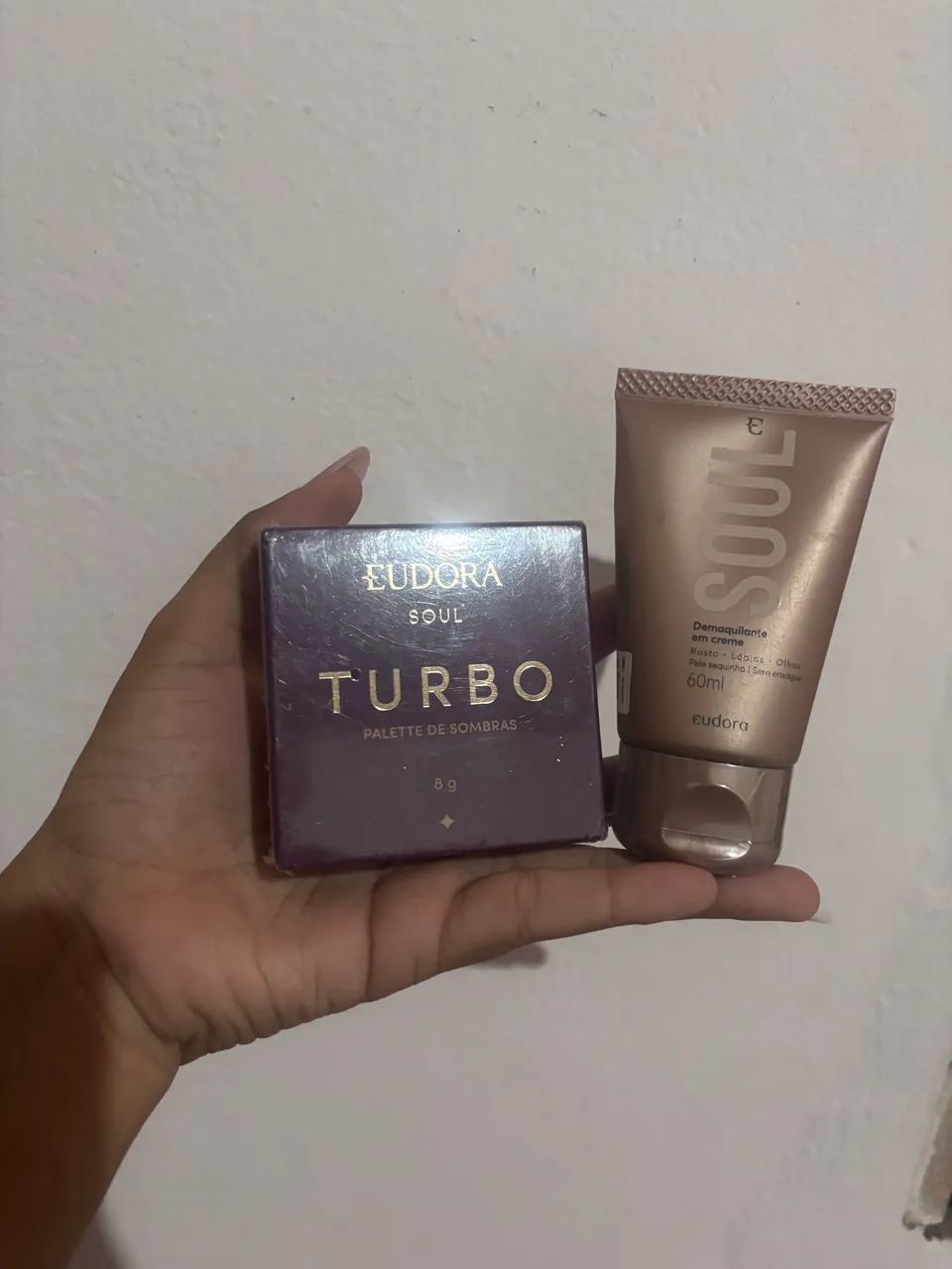 Cosméticos - Foto 4