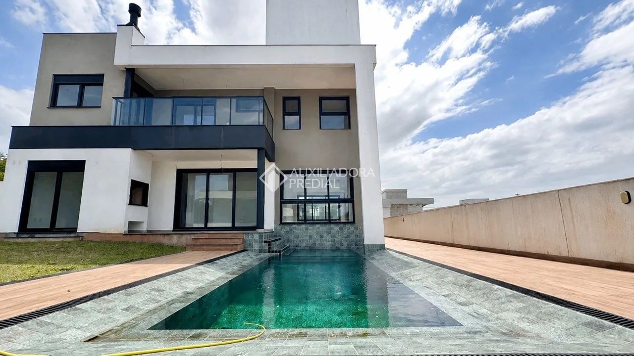 CASA NOVA PARA LOCAÇÃO COM 3 SUITES E PISCINA PRIVATIVA NO INGLESES - Foto 2