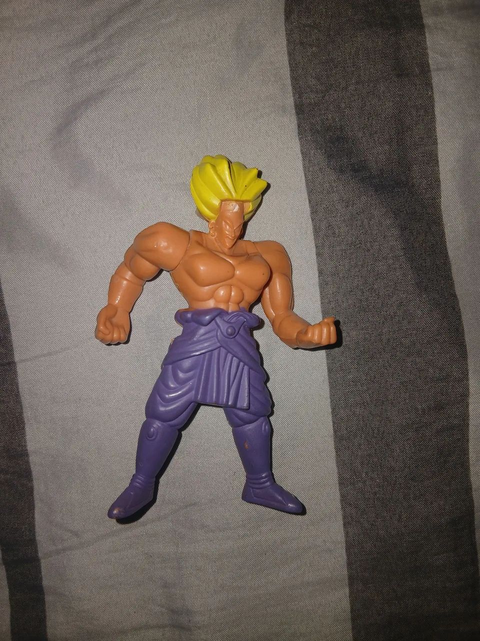 Conjunto de 5 Bonecos Antigos (Star wars e Dragon Ball) - Foto 3