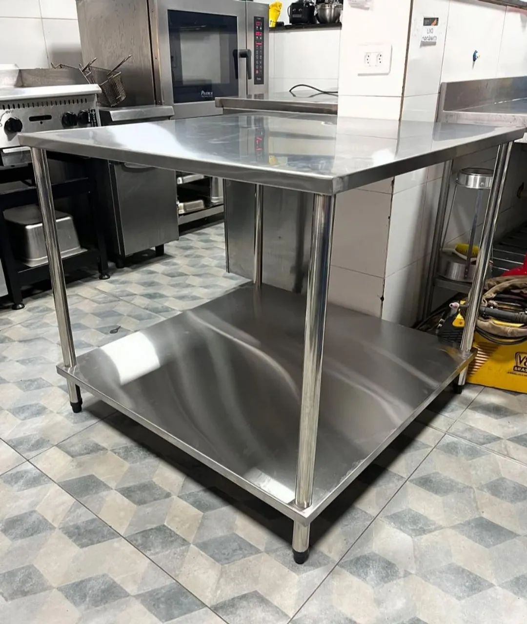 INOX