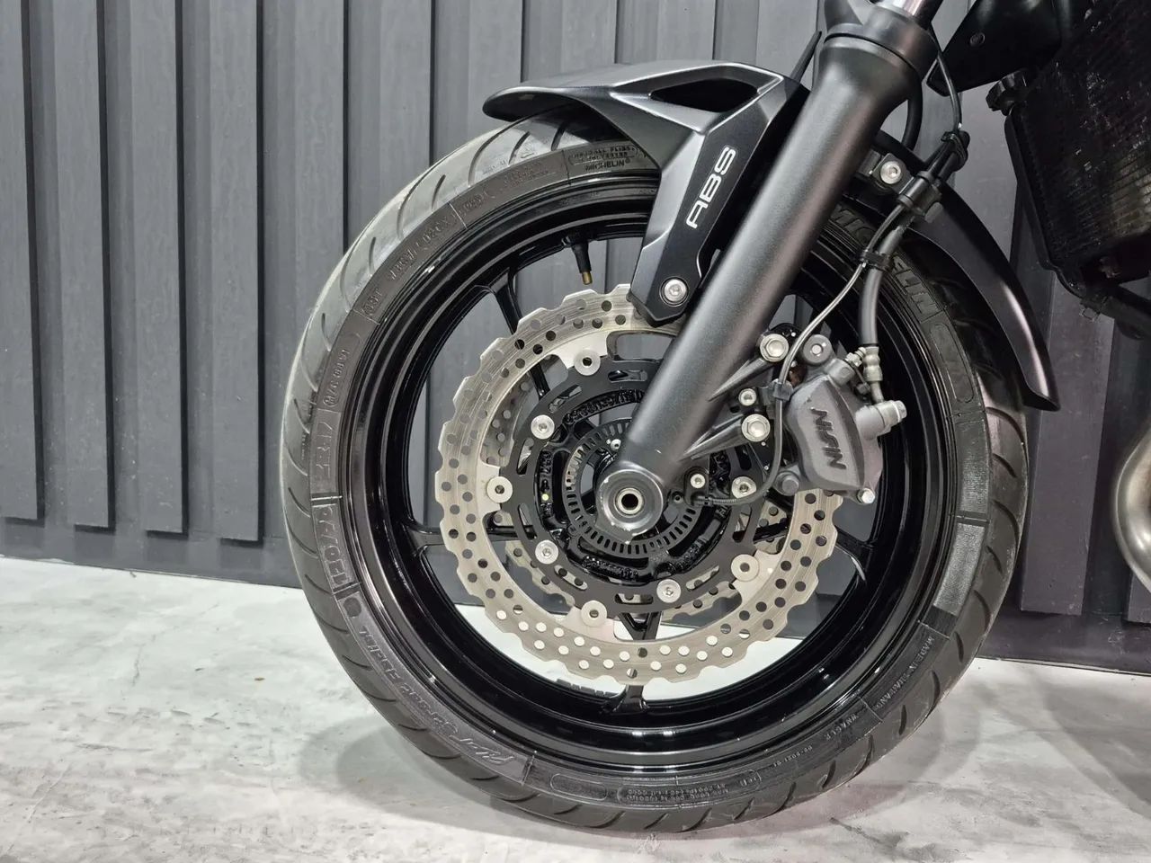 Z 650 - Foto 4