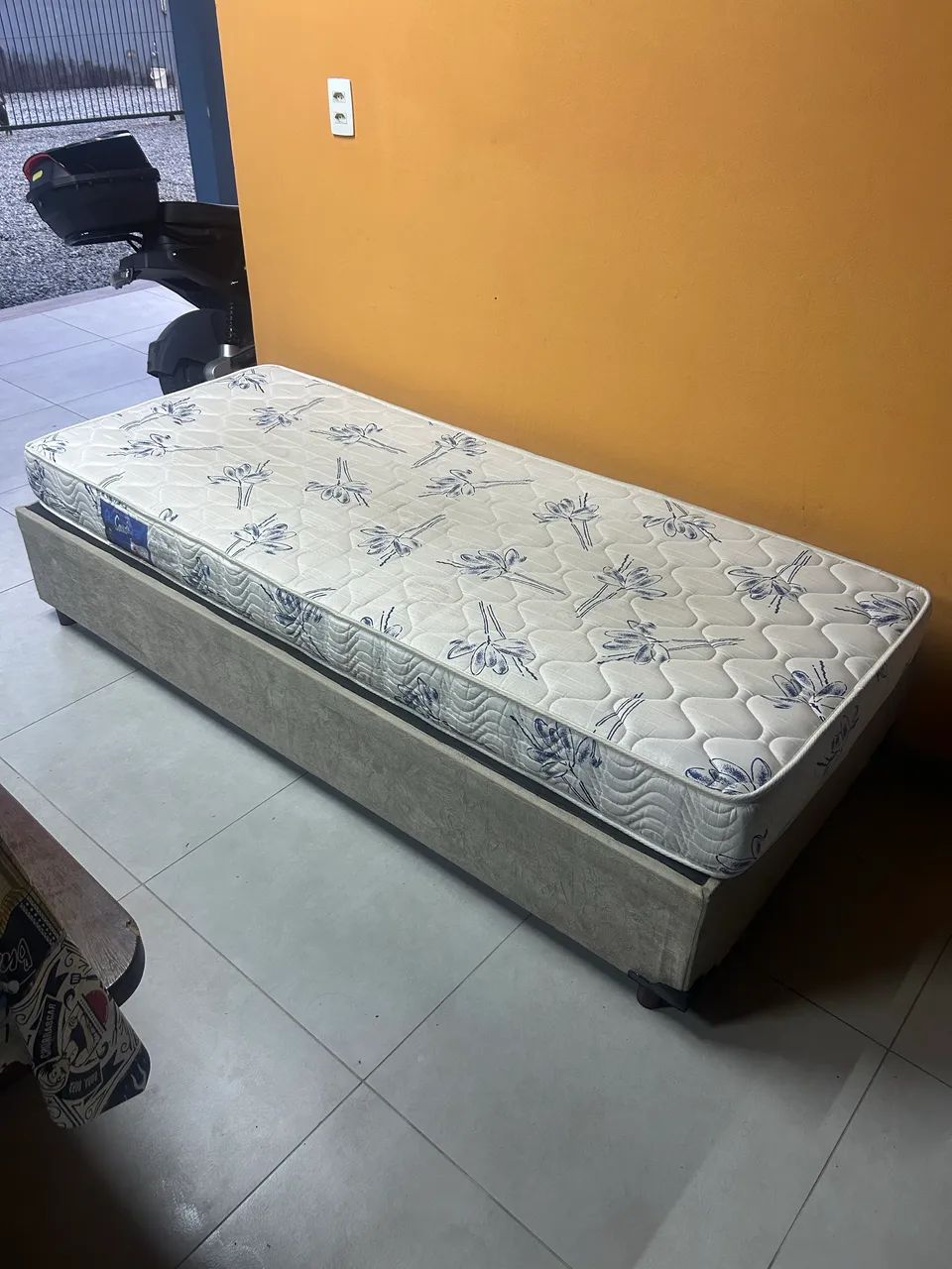 Base com Colchão Solteiro 