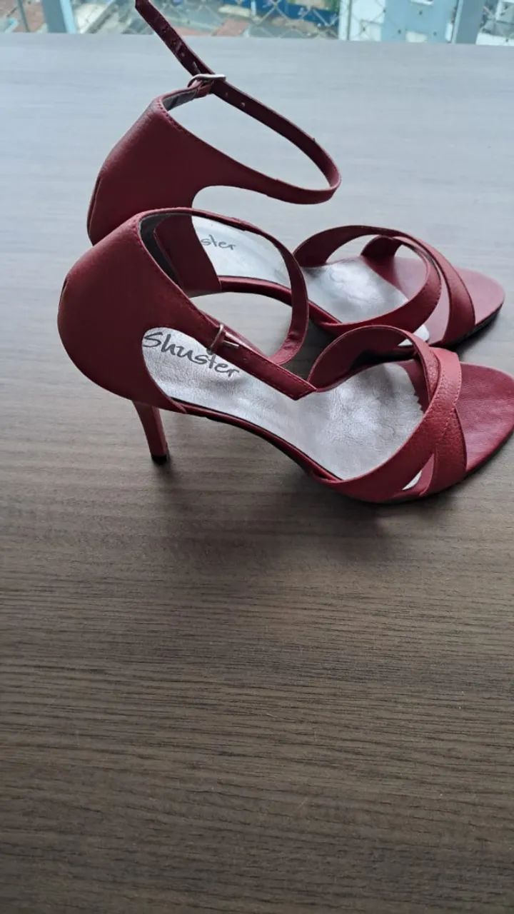 Sandália Vermelha - Foto 2