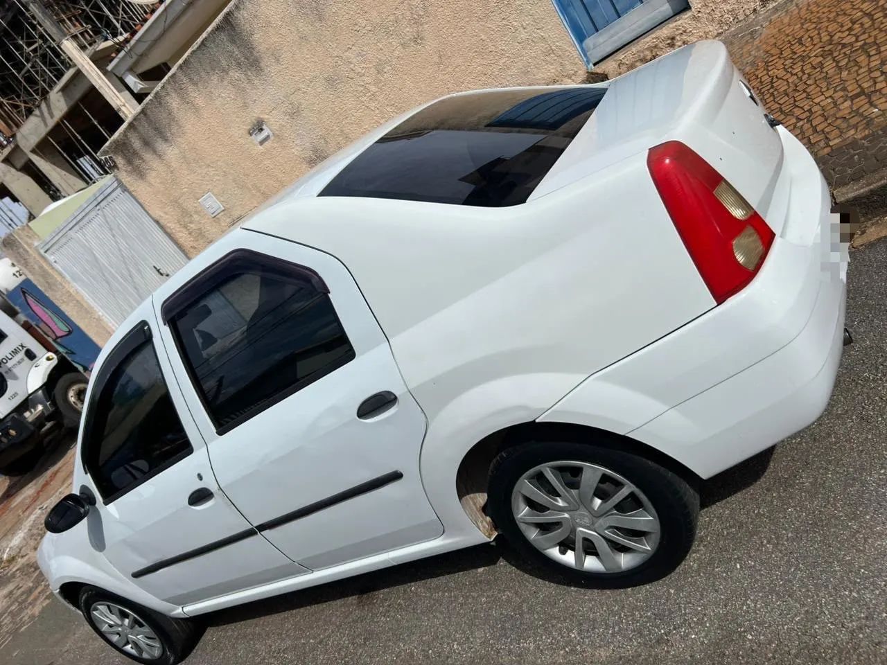 Renault Logan 2009